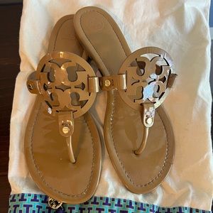 Tory Burch Patent Leather Miller Sandal Size 10.5 GUC